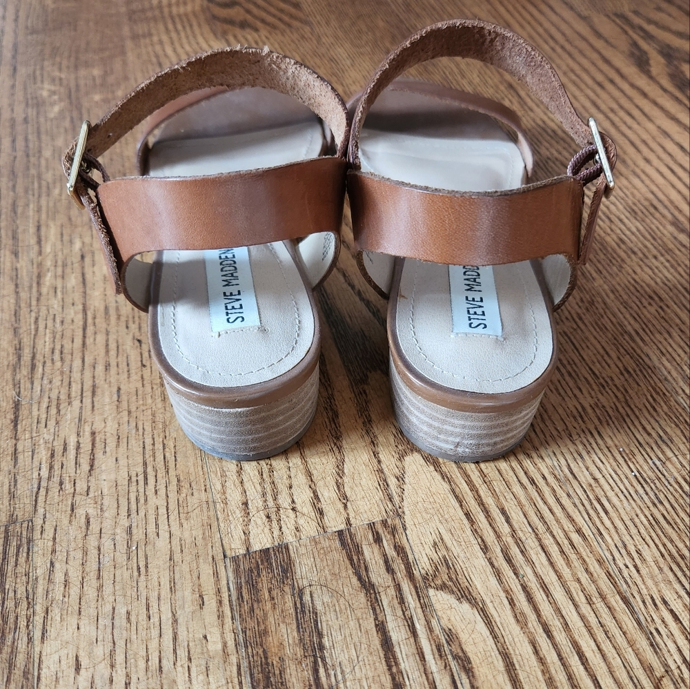 Steve Madden Cache Sandal - Picture 5 of 6